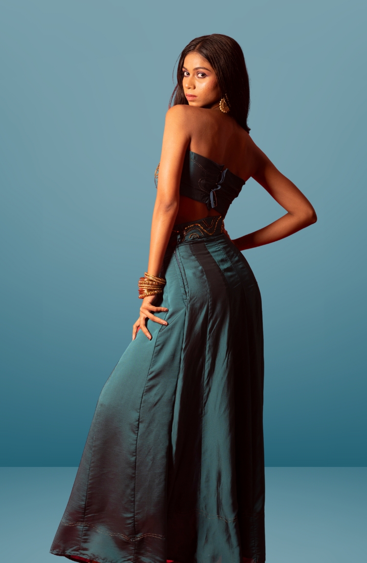 Green Dress - Image 3